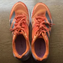 アディダス　ランニングシューズLightstrike27.5