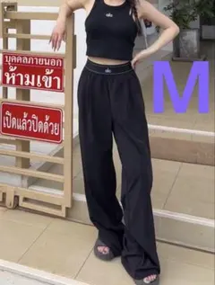 alo yoga ワイドレッグパンツ ➕ クロップドタンク ブラックM - メルカリ