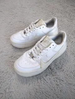 ナイキ　NIKE　エアーフォースワン　23.5cm　白色