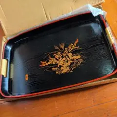 漆塗り 花柄金箔装飾 盆 約50cm x 30cm