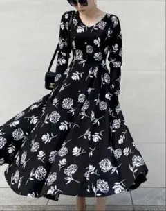 2025年最新】ジェンヌ ワンピースの人気アイテム - メルカリ