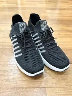 走れる厚底スニーカー　キラキラ　新品