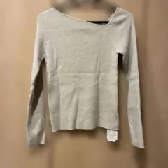 未使用　タグ付き　INGNI アシンメトリー リブニット ベージュ