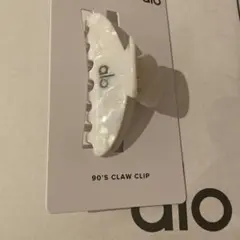 タグ台紙付新品」正規品！alo yoga ヘアクリップ アロ ホワイトパール