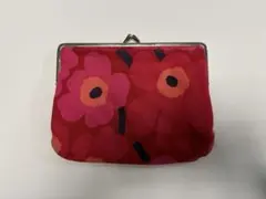 marimekko 花柄ポーチ 赤・ピンク