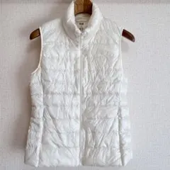 UNIQLO ウルトラライトダウンベスト M ホワイト　レディース