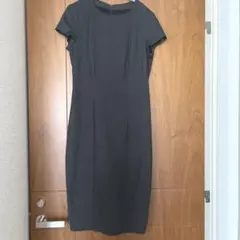 ZARA ダークグレー 半袖 ひざ丈ワンピース