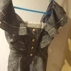 リズリサドールオフショルダー