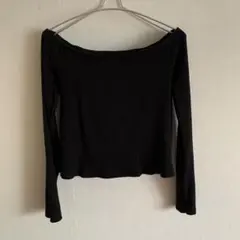 H&Mエイチアンドエム ● オフショルダーカットソーブラック長袖トップス