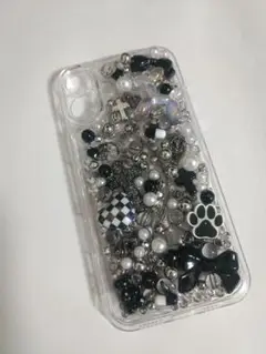 iPhone16Plus スマホケース ハンドメイド デコ 黒