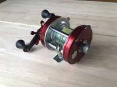 コ*ギ様 アブ　アンバサダー5000Ｃ　75' 25日まで価格 アブガルシア アンバサダー 5000C 85年 限定復刻 850200 歴史的