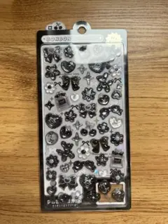 黒ガーリーボンボンドロップシール