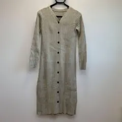 gu ニットワンピース ベージュ
