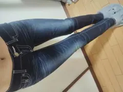 moussy パウダーナイロン ホワイトステッチスリストスキニーデニムパンツ