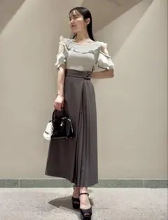 【最終値下げ中】ミントグリーン オフショルダー フリルトップス