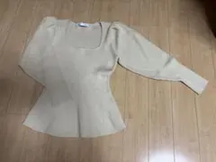 ZARA スクエアネック リブニット ペプラム 長袖