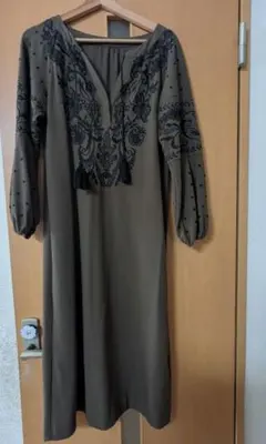 カフタンワンピース