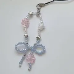 ⑫ ビーズキーホルダー ストラップ ハンドメイド リボン クローバー 青