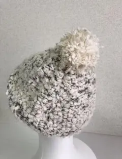 ニットキャップ 白黒ミックス 金色スパンコール ポンポン付き 帽子