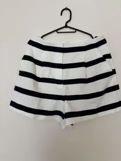 新品＊ZARA ボーダー ショートパンツ Mサイズ