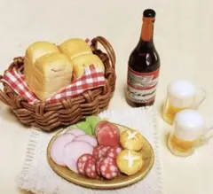 ミニチュア　ピクニック バスケット　ビール ハムサラミセット