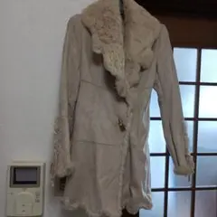 ラビットファースウェードコート　ベージュ　Sサイズ