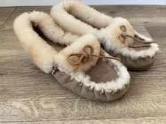 ミネトンカ/MINNETONKA アルティメットシープスキンスリッパー