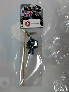 耳かき　走る　ミャクミャク　黒