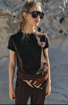 ZARAラスティックコットン Tシャツ チョコレート　XS