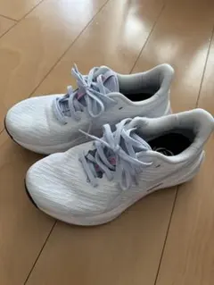 【美品・箱付】asics VERSABLAST4 23.0cm