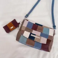 ハンドメイド　デニムリメイク　ポーチ付きショルダーバッグ