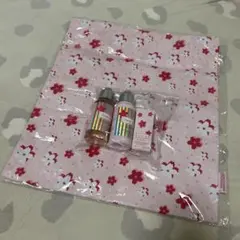 ロクシタン4点セット トートバッグ ボディミルク シャワージェル オードトワレ