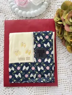 新品 ANNA SUI アナスイ 50㎝ ハンカチ 蝶 花柄のサムネイル