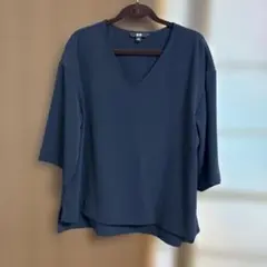 未使用 UNIQLO ネイビー Vネック 五分袖シャツ