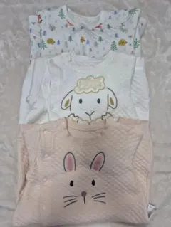 ユニクロ 　ロンパース　キルティング