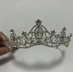 シルバークリスタルティアラ