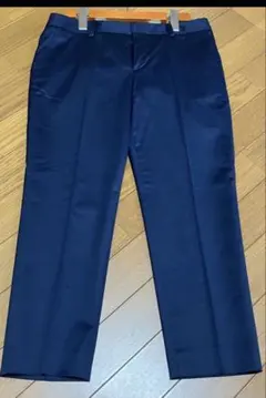 [未使用品］ ユナイテッドアローズ　パンツ　クロップド　ネイビー　サイズ40のサムネイル