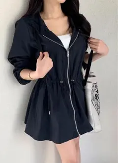 フード付きジャンパー