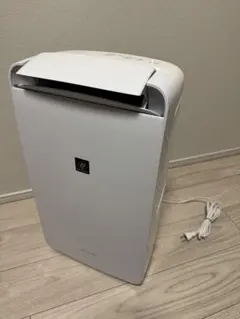 美品】SHARP CM-L100-W 衣類乾燥機 - メルカリ