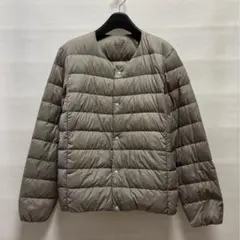 ノーカラー ダウンジャケット