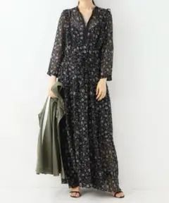 ☘️Spick & Span 長袖　ロングワンピース　花柄　マキシ丈　透け感あり