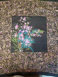 2025年最新】Christian Dior 柄・デザイン：花柄 レディース バンダナ