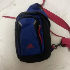 adidasショルダーバッグ