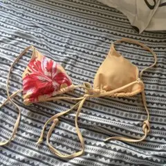 女性用ビキニのサムネイル