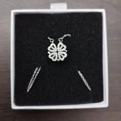 CHACO 四つ葉のクローバーペンダント