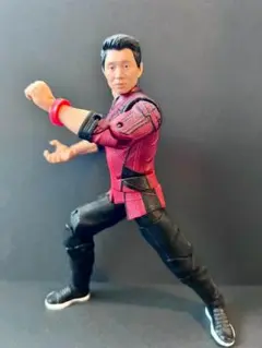 【開封品中古美品】マーベルレジェンド　シャン　チー