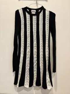 【美品】RED VALENTINO ニットワンピースXS長袖のサムネイル