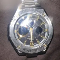 CASIO G-SHOCK GST-W110D シルバーのサムネイル