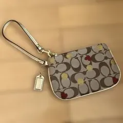 COACH ロゴデザイン ハート刺繍　水玉刺繍　ミニポーチ