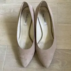 Odette e Odile スエードパンプス ベージュのサムネイル